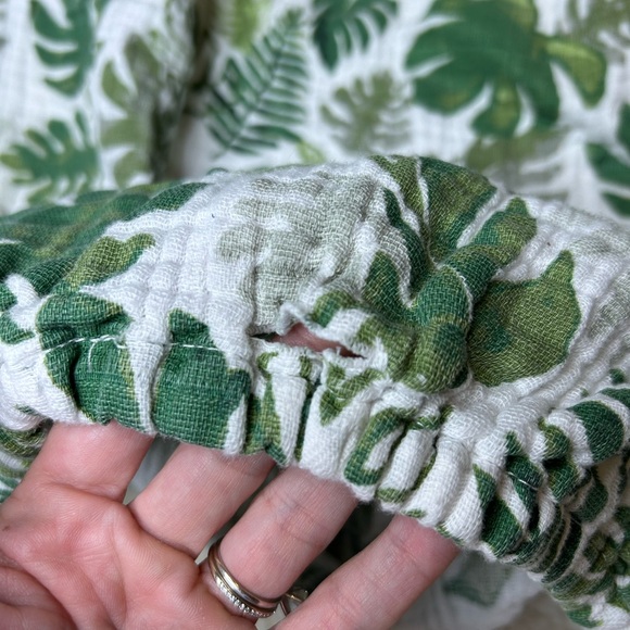 Little Unicorn Tropical Leaf Changing Pad Cover - Picture 4 of 7